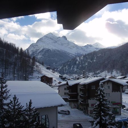 Apartamento Haus Aurora Saas-Grund Exterior foto