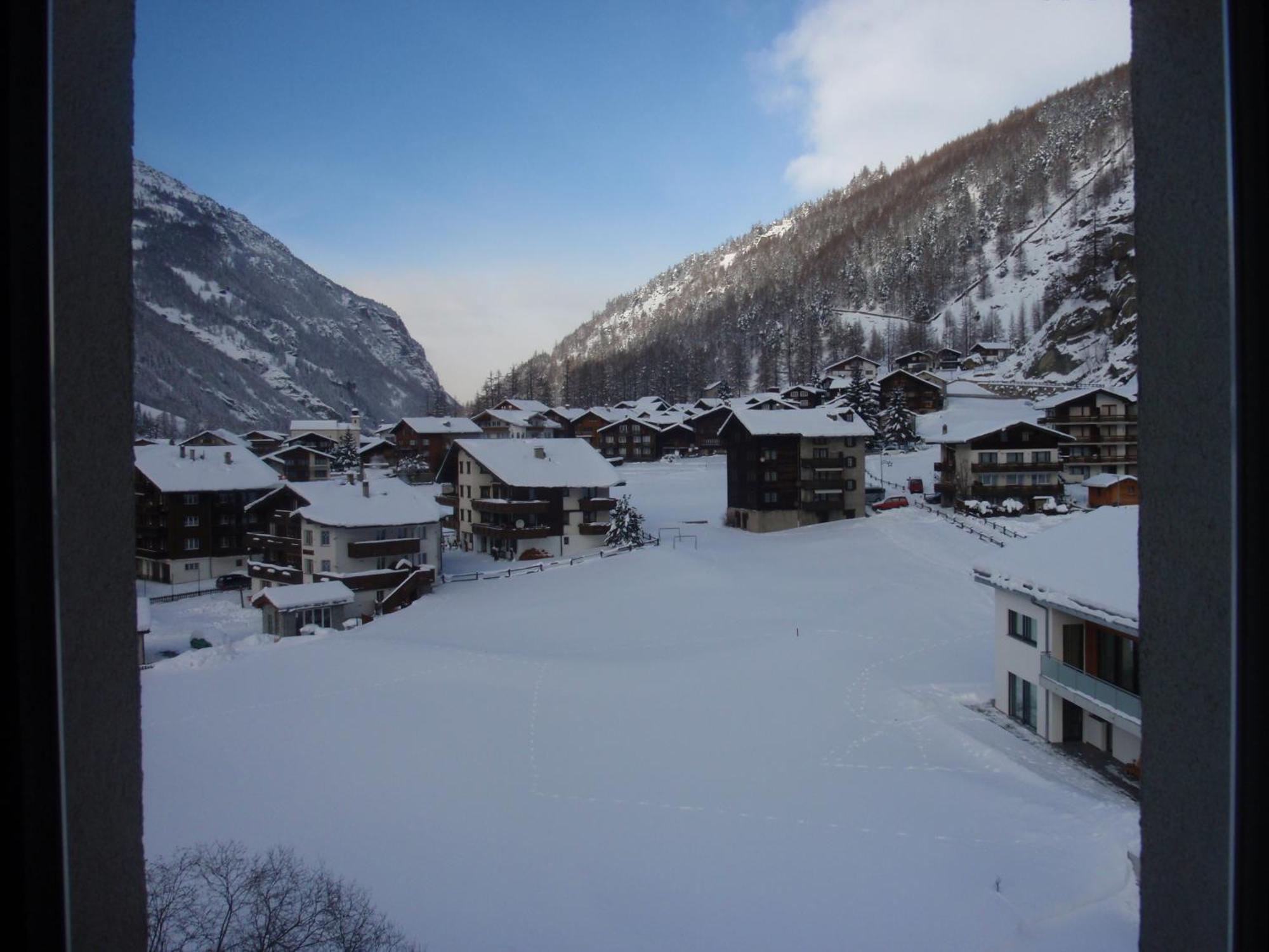 Apartamento Haus Aurora Saas-Grund Exterior foto